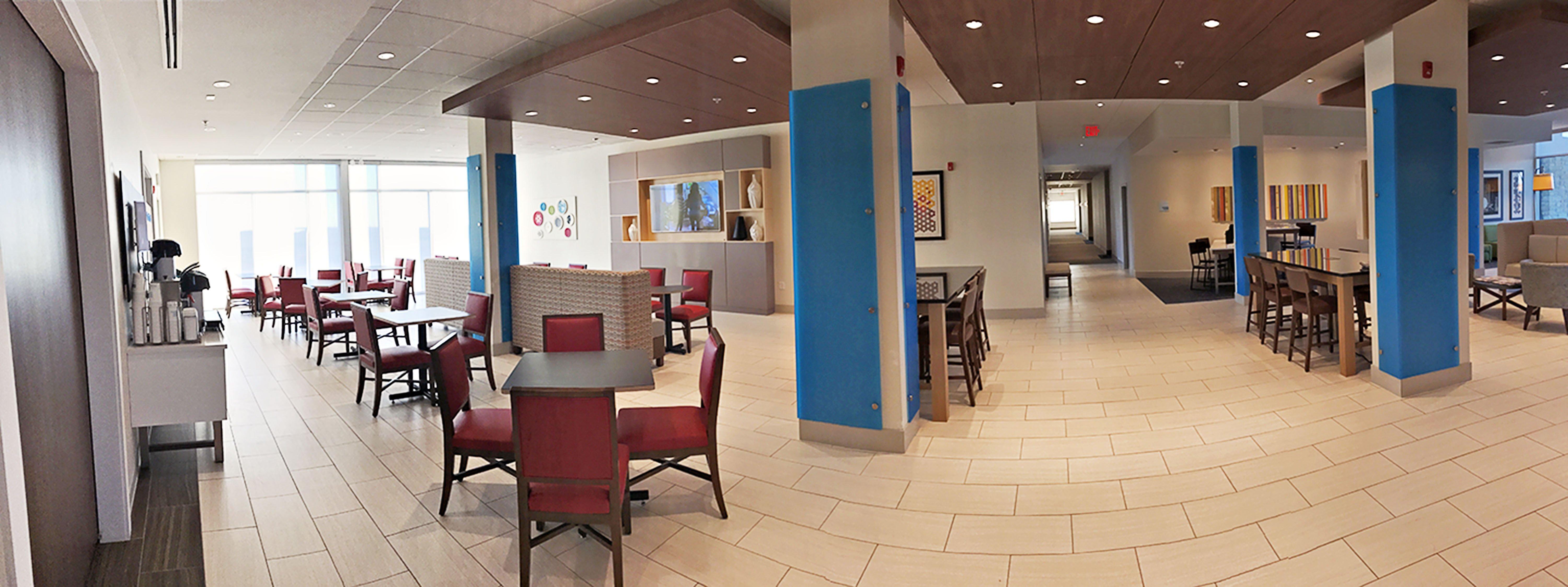 Holiday Inn Express & Suites - Rantoul By Ihg Экстерьер фото